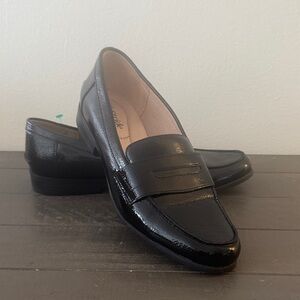 Life Stride Shiny Black Loafers size 10W